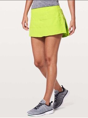 Lululemon Pace Rival Skirt (Regular) *4 Way Stretch 13” Size 10 Lucid Lime Green